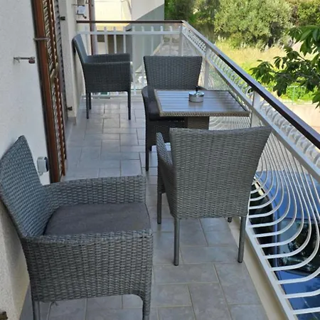 Deniza 4 Guests Brodarica (Sibenik-Knin)