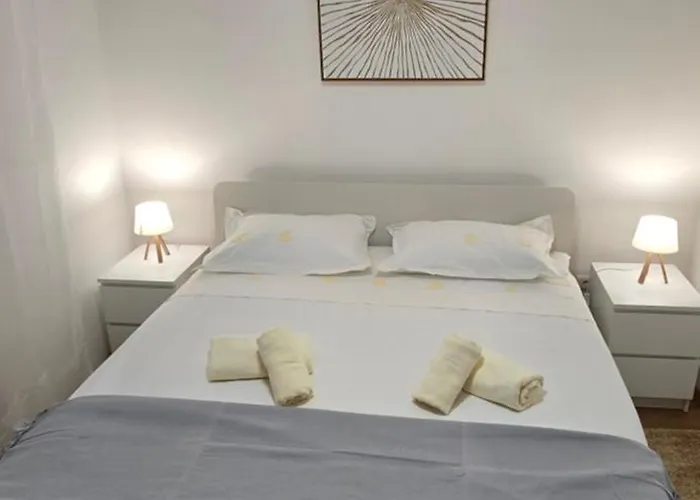 Appartement Deniza 4 Guests Brodarica (Sibenik-Knin)